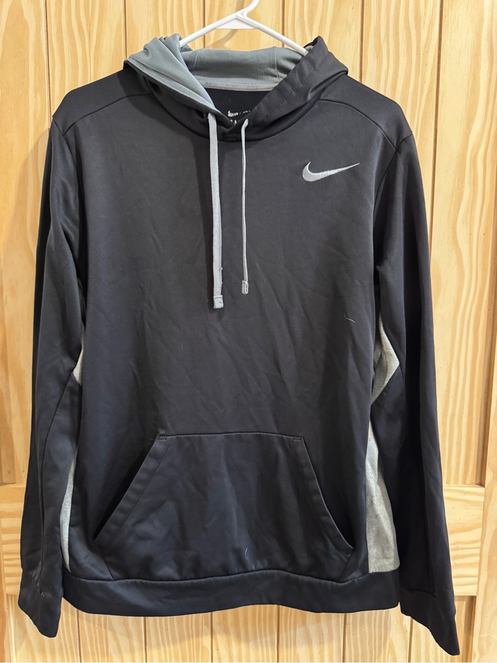 Black & Grey Thermal Fit Nike Pullover Hoodie—Mens Large